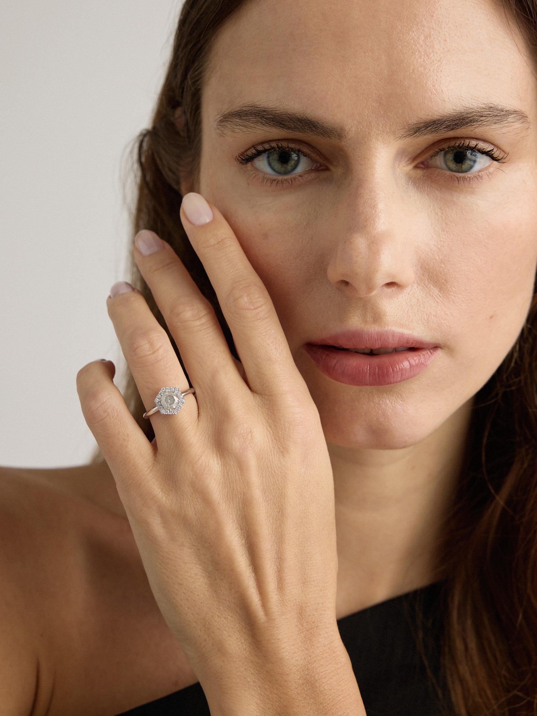 Lilith - Gray Diamond Hexagon Halo Ring